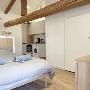 Appartement Esprit Bali, Montbrison